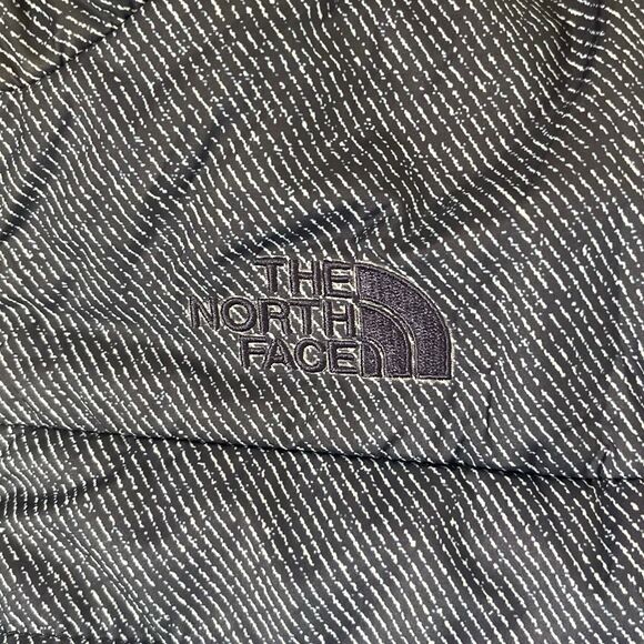 Northface reversible women’s jacket zip up size small - Picture 4 of 4